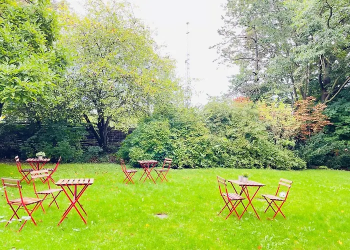Aday - Mansion - Big With Garden Apartment Aalborg